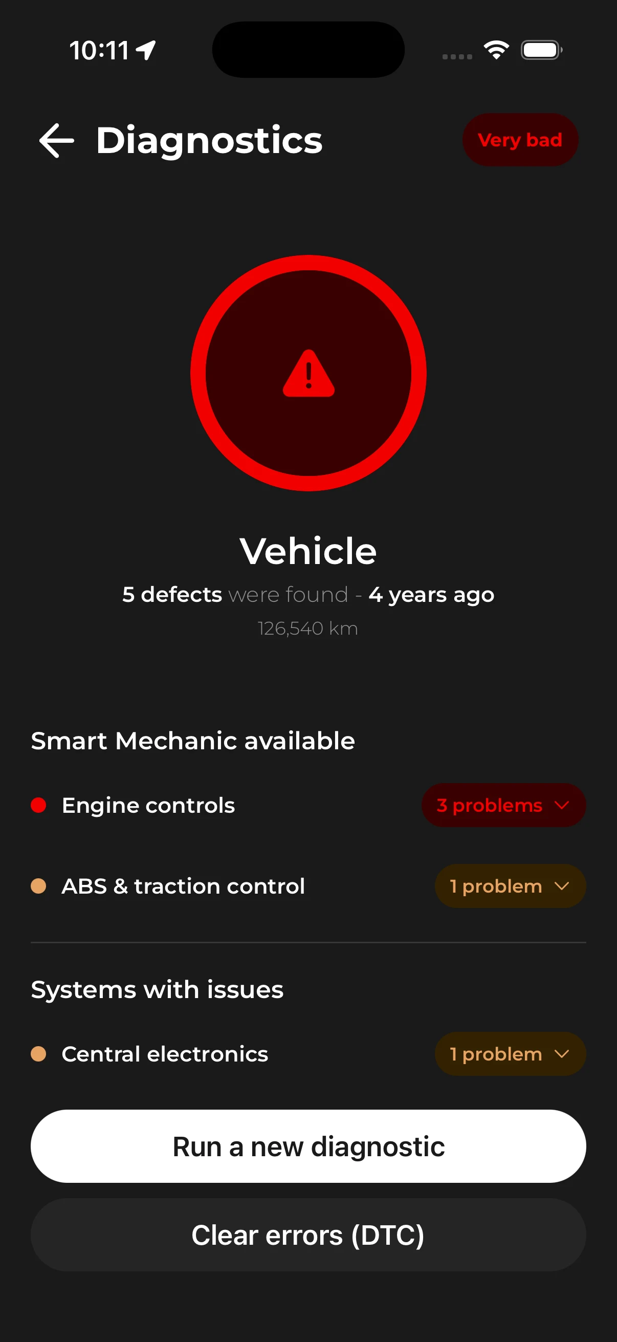 Car diagnostics screen and alerts in Car AI